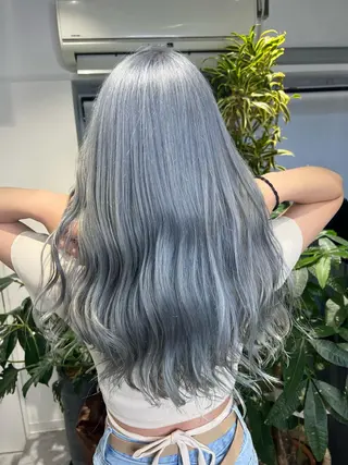 ロング カラー mimiiy梅田 中崎町ハイトーンのヘアスタイル