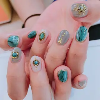 ネイル 韓国風✨髪質改善✨ 縮毛矯正✨松浦知奈美のヘアスタイル