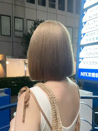 カラー やさかわ ももかのヘアスタイル