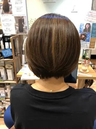ショート カラー 青野 文香のヘアスタイル