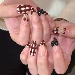 ネイル Ami 🦥のネイルデザイン