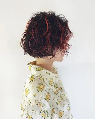 ミディアム カラー パーマ 🫧艶ハイトーン ブリーチ🫧シモのヘアスタイル