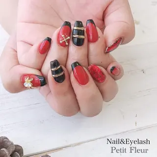 ネイル Petit Fleur所属・青柳 亜梨奈のマツエク・マツパデザイン