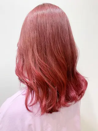 セミロング SALOWIN新宿三丁目 Frente店所属・薄田 珠美のヘアスタイル