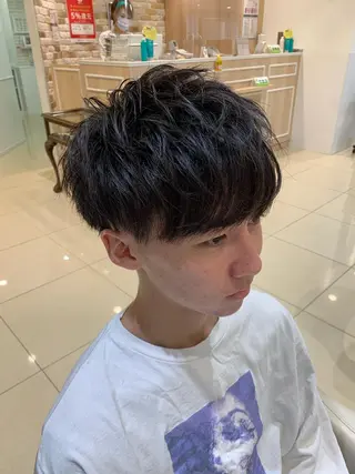 ショート パーマ メンズ IwAsh中山所属・✂︎中山ブリーチ・ パーマ✂︎露木智也のヘアスタイル