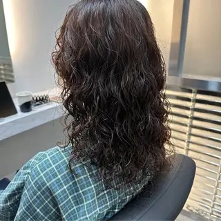 ロング パーマ FBeauty 青山店所属・パーマ特化美容師 表参道のヘアスタイル