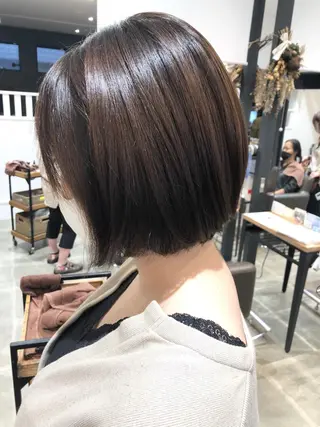 ショート 細沼 葵のヘアスタイル