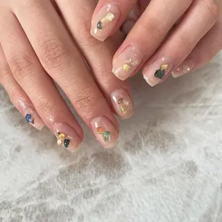 ネイル essence所属・pétit maakoのネイルデザイン