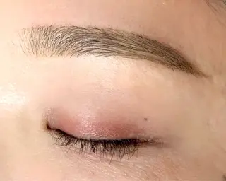 アイブロウ BEAUTYLASH 京橋店　石原の眉毛・アイブロウイメージ