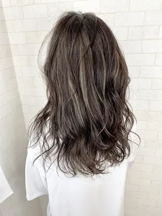 セミロング カラー 神野 雅樹のヘアスタイル