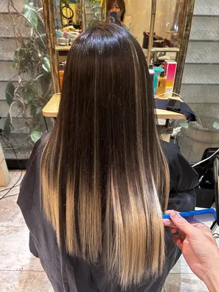 ロング カラー ‼️最新ハネエクステ 原宿のヘアスタイル