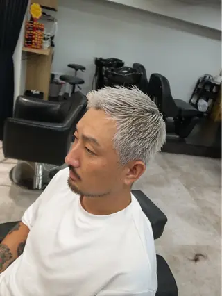 ショート カラー メンズ INTRO SHIBUYA by Fi-Ne所属・💈メンズフェード 特化DAIYA💈のヘアスタイル