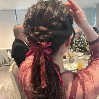 ヘアアレンジ 暖色/艶カラー/ エクステ/ユリヤのヘアスタイル