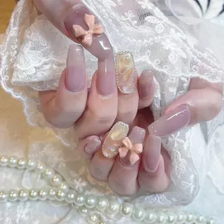 ネイル fiore nail 🦋のネイルデザイン