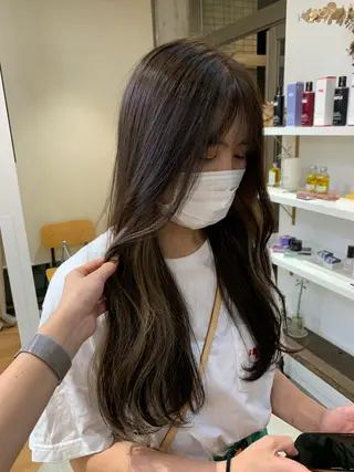 カラー OLSEN D.B.A BALLOON HAIR所属・表参道OLSEN✂︎ nanamiのヘアスタイル