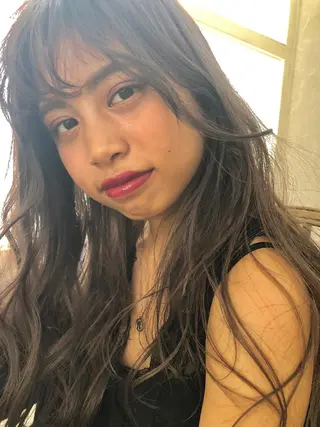 ロング カラー にった みずきのヘアスタイル