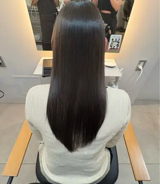 ロング カラー 梶本 裕香のヘアスタイル