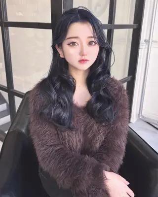 セミロング カラー Maison Halu YUKIのヘアスタイル