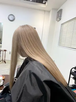 ロング カラー souco/ moenoのヘアスタイル