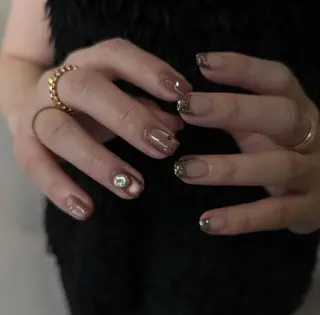 ネイル vie beauty salon所属・vie erikaのネイルデザイン