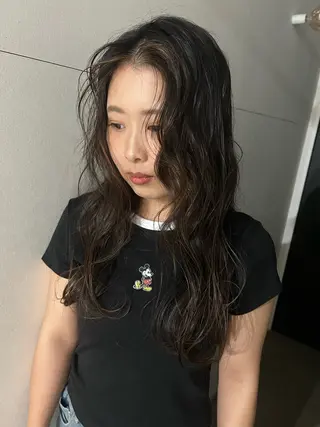 ロング nishibu ayukaのヘアスタイル