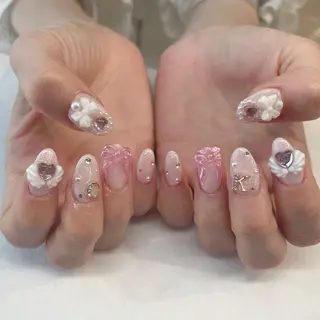 ネイル 💎🐰 saki. m 🐰💎のネイルデザイン