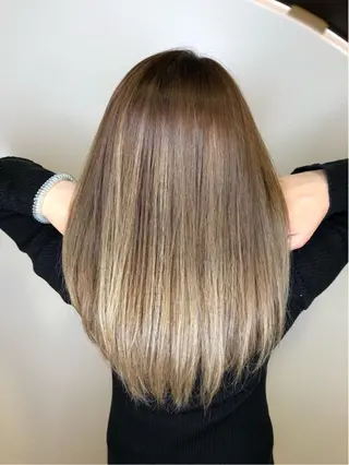 ミディアム 松浦 正覚のヘアスタイル