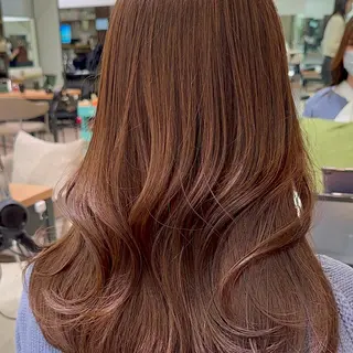 セミロング VIEW YOKOHAMA所属・透明感カラー ／kana‎🤍のヘアスタイル