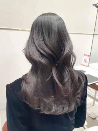 ロング カラー ヘアアレンジ Toiro所属・🤎小顔レイヤー /ベージュ🤎友香のヘアスタイル