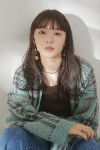 セミロング しもかわ かほのヘアスタイル