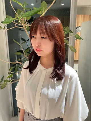 セミロング RIN⌇ レイヤー⌇ 艶カラー🌙のヘアスタイル
