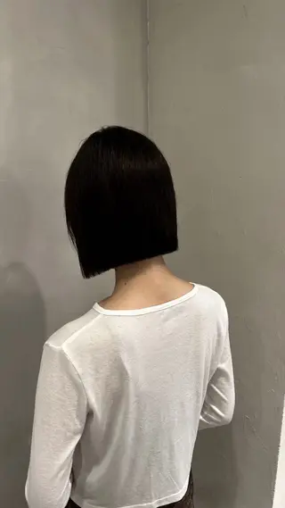 ショート ALBUM所属・Hinata🛸 ボブ美容師のヘアスタイル