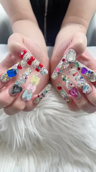 ネイル 菲菲ネイルサロン所属・FF フィフィネイルサロンのネイルデザイン