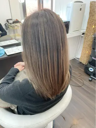 セミロング カラー 髪質改善FORMA 💫S.Katohのヘアスタイル