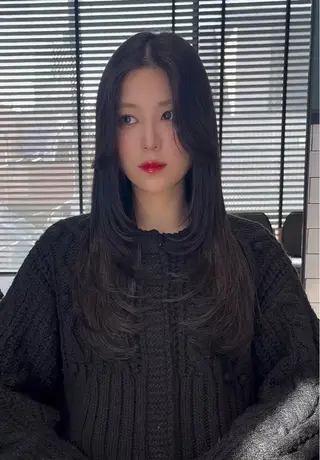 セミロング カラー 🌫️大人韓国ヘア 🌫️naoyaのヘアスタイル