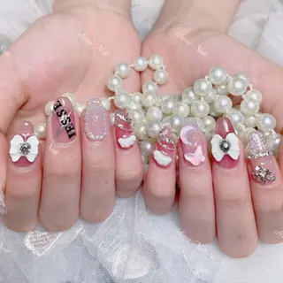 ネイル Kurieitibu 🍬Byu~tīのネイルデザイン