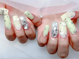 ネイル ミナ🌈 Laule'aのネイルデザイン