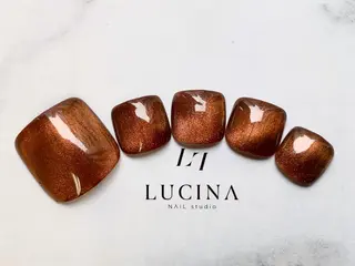 ネイル 新橋 ルキナ スタッフのネイルデザイン