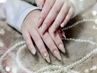 ネイル Rola kira nail salon所属・Rola kira 麗のネイルデザイン