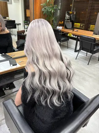 ロング KEISUKE/ ブリーチ🧡エクステのヘアスタイル