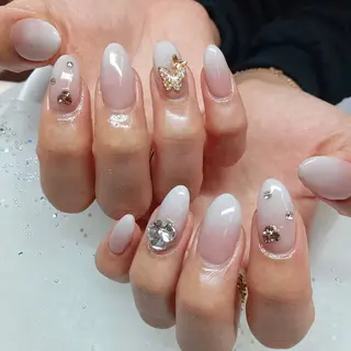 ネイル 金井 奈々のネイルデザイン