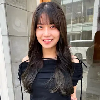 ロング カラー 榛葉 夢乃のヘアスタイル