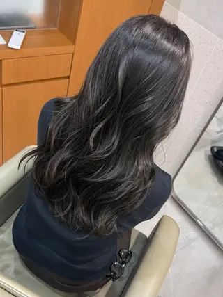 ロング MISATO THIRD SHOPのヘアスタイル