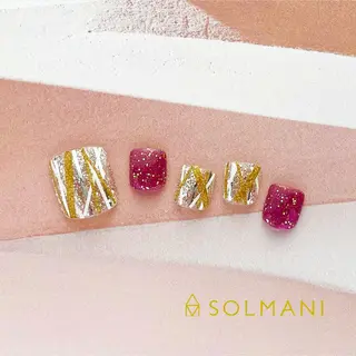 ネイル SOLMANI 予約担当のネイルデザイン