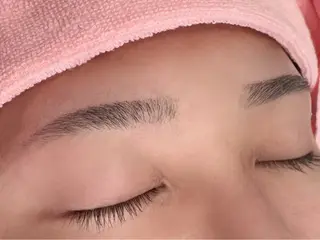 メンズ アイブロウ 富口 桂のマツエク・マツパデザイン