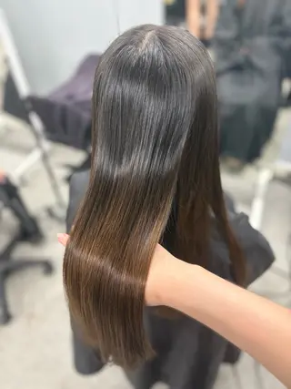 ロング カラー ヘアアレンジ 愛されガーリーヘア 🏹maika🪽のヘアスタイル