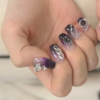 ネイル アトリエ　ミモザ所属・いまむら あかりのネイルデザイン