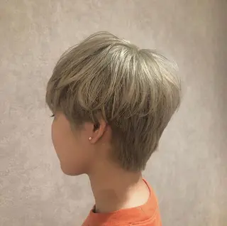 ショート カラー ヘアアレンジ 雪本 愛のヘアスタイル