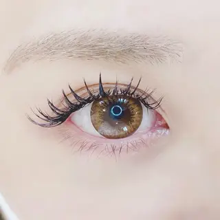マツエク・マツパ 瀧嶋 みいなの眉毛・アイブロウイメージ