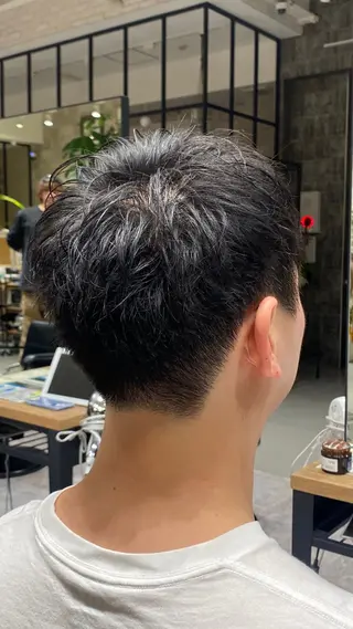 メンズ The C 表参道所属・小顔ショートパーマ TheC西野瑛斗のヘアスタイル